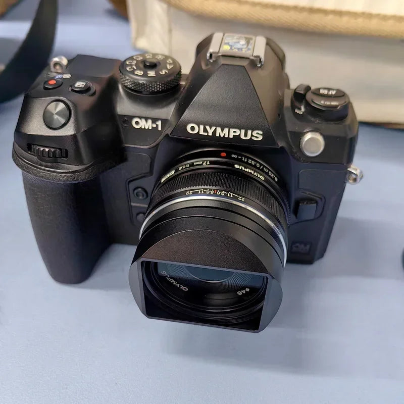 Metal Bayonet Square Lens Hood Comes with Metal Cap for Olympus M.Zuiko Digital 17mm F/1.8